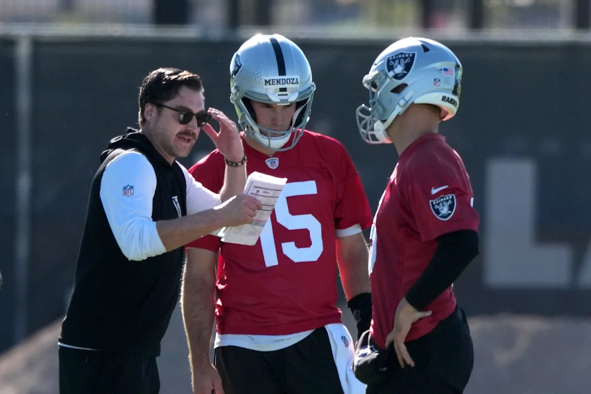 El Plan de Mendoza de los Raiders Enfrenta Escrutinio en Medio de Posibles Pérdidas