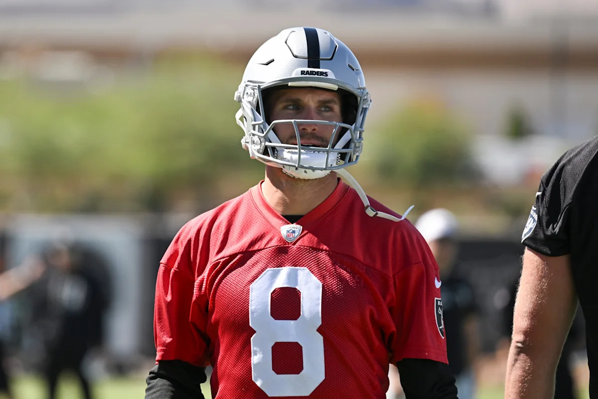 Raiders Training Camp: Cousins Back with First Team, McCoy Impressing