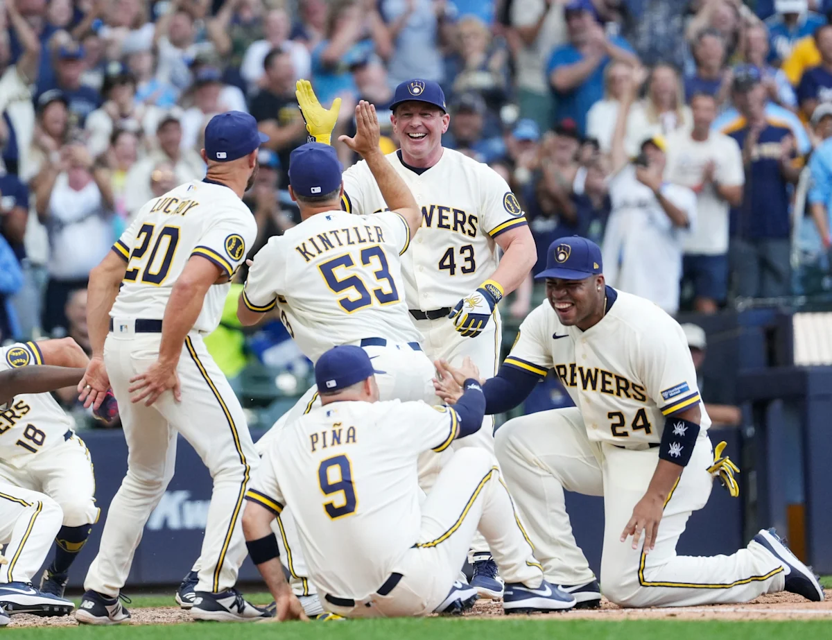 Randy Wolf Nombrado Jugador Más Valioso del Partido de Alumni de los Brewers