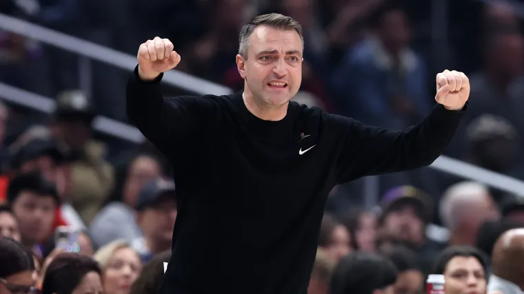 Raptors face roster decision for East contention