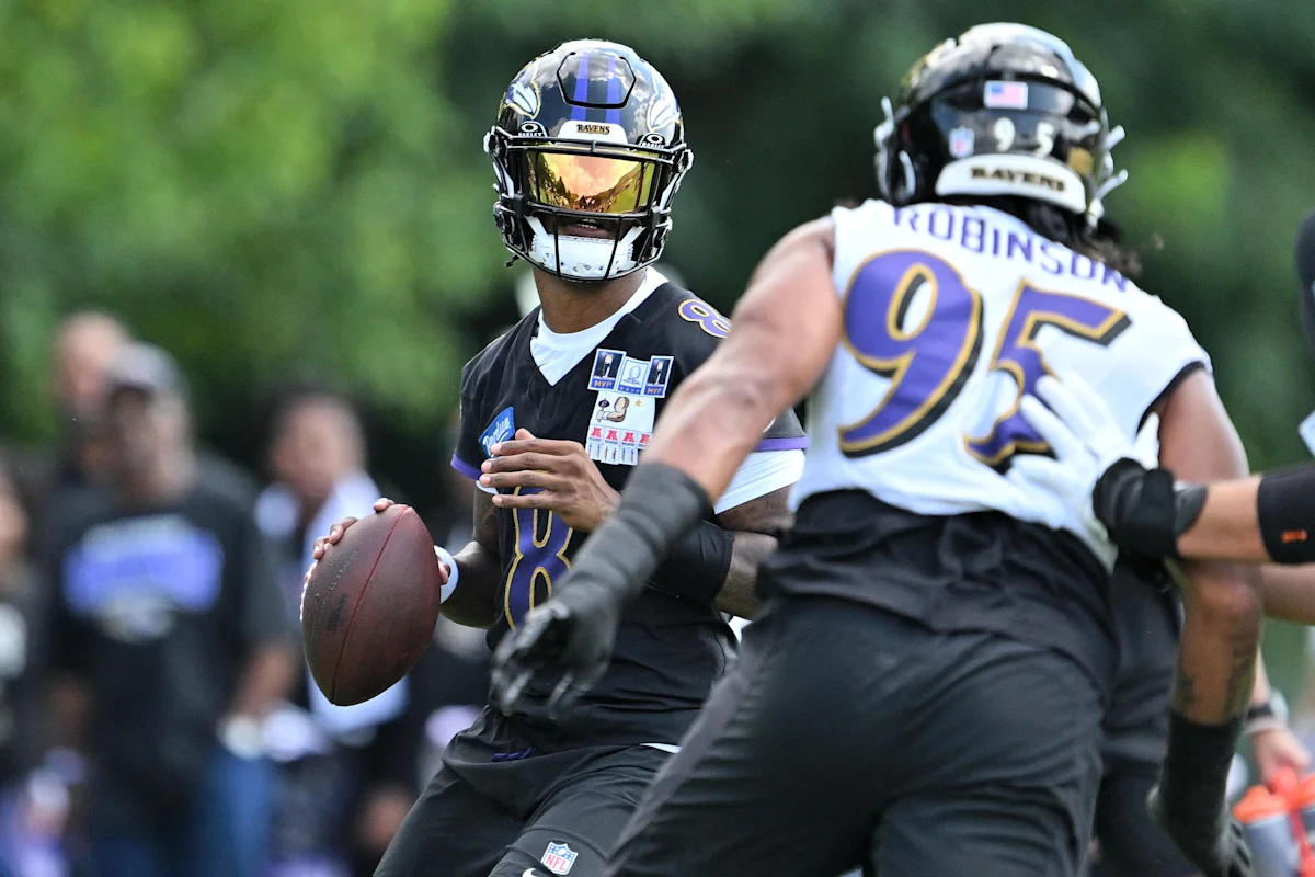 Ravens Implementieren Anspruchsvolle Übungen, um die Widerstandsfähigkeit der Spieler zu Fördern
