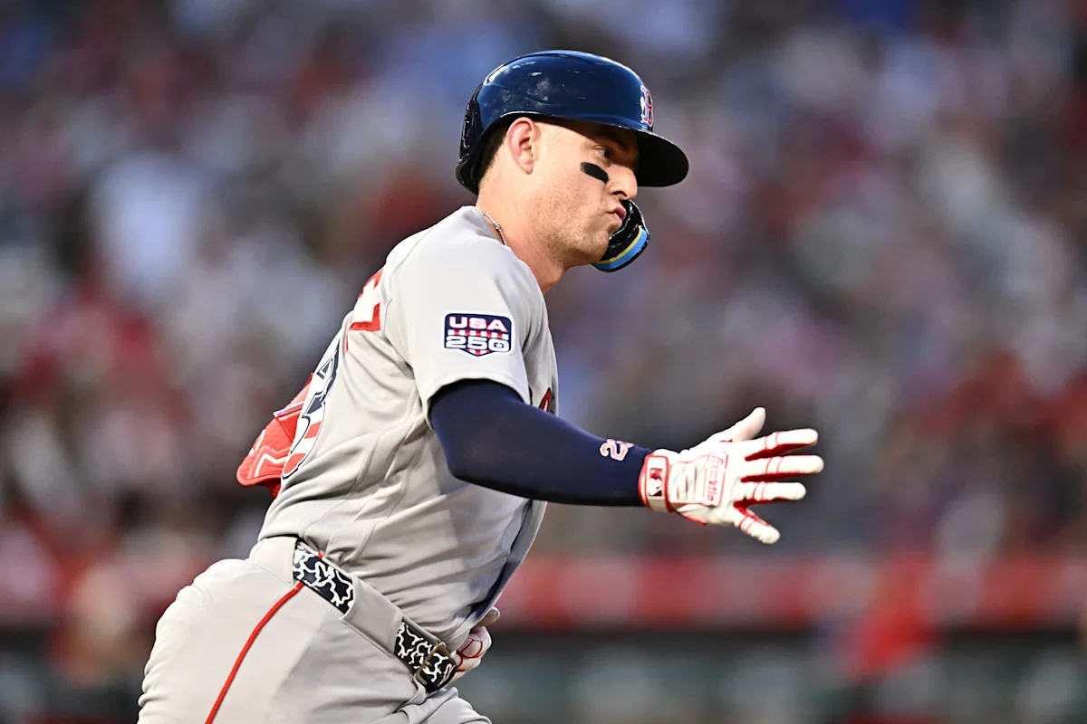 Red Sox Defeat Angels 8-1 Behind Gray, Homers