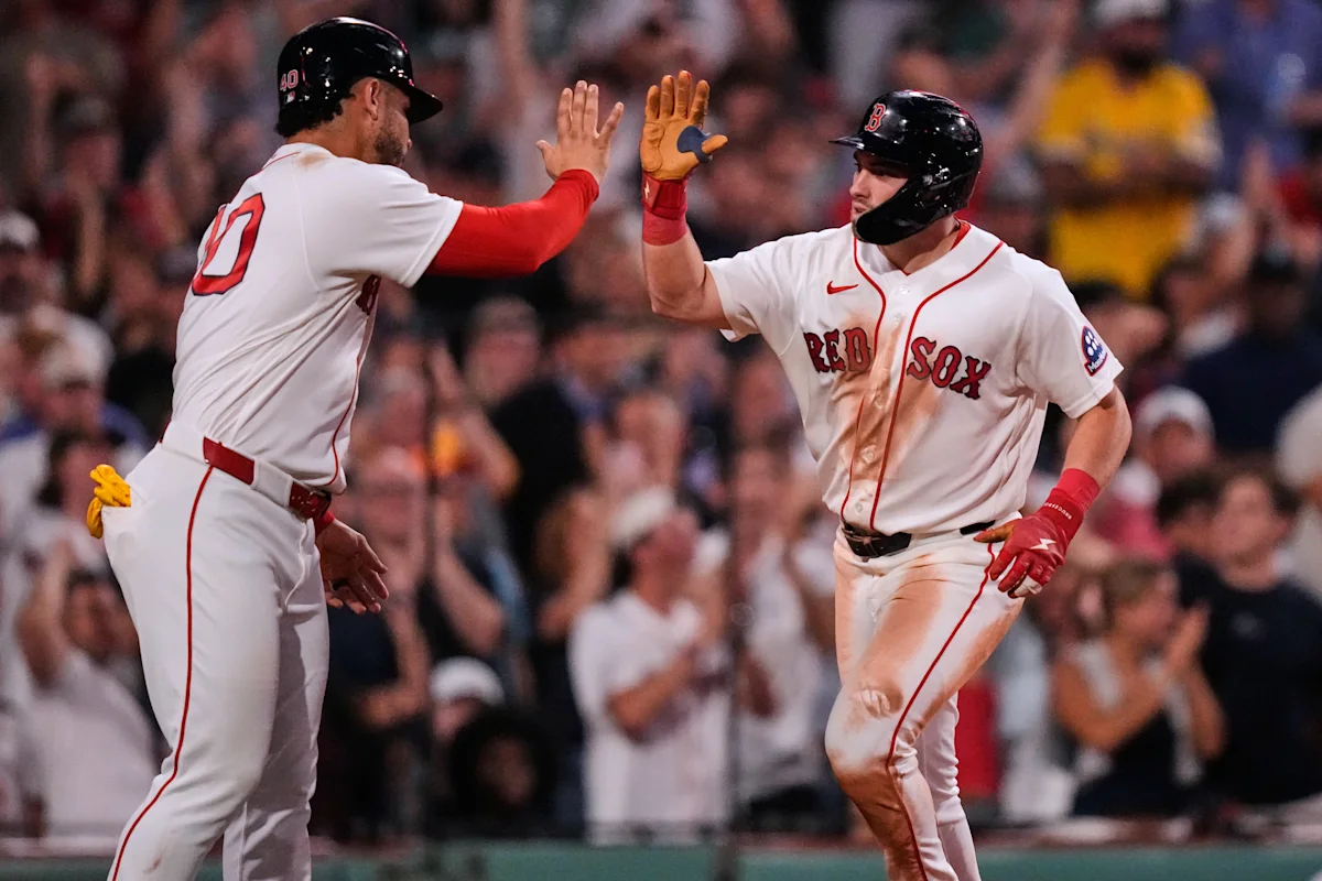 Red Sox Defeat Yankees 6-3 with Durbin's Game-Winning Homer