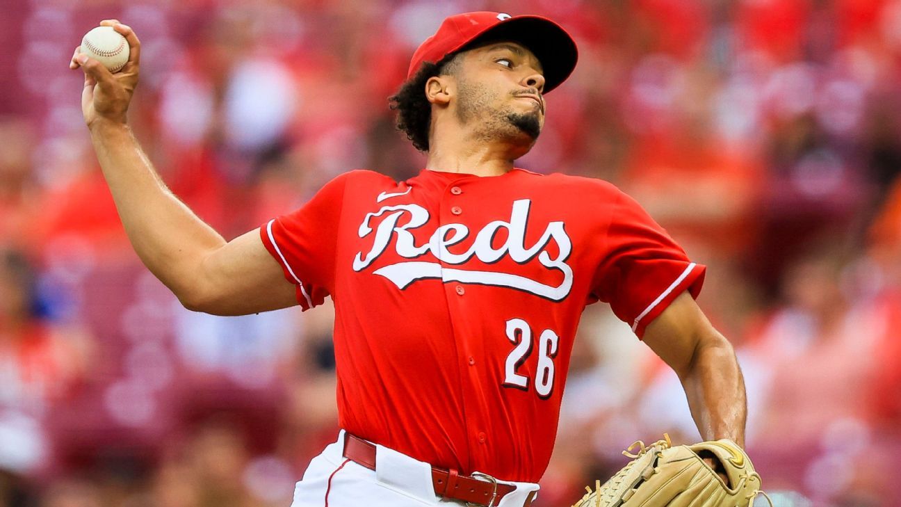 Reds Sign Chase Burns to Seven-Year, $105 Million Contract