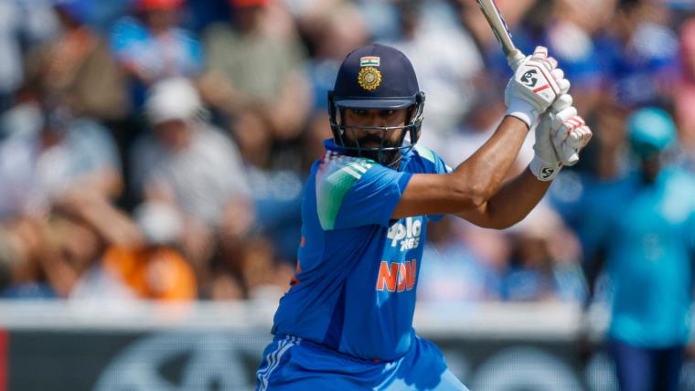 Berichte behaupten, dass Indien-Star Rohit Sharma mit erzwungener Pensionierung konfrontiert ist