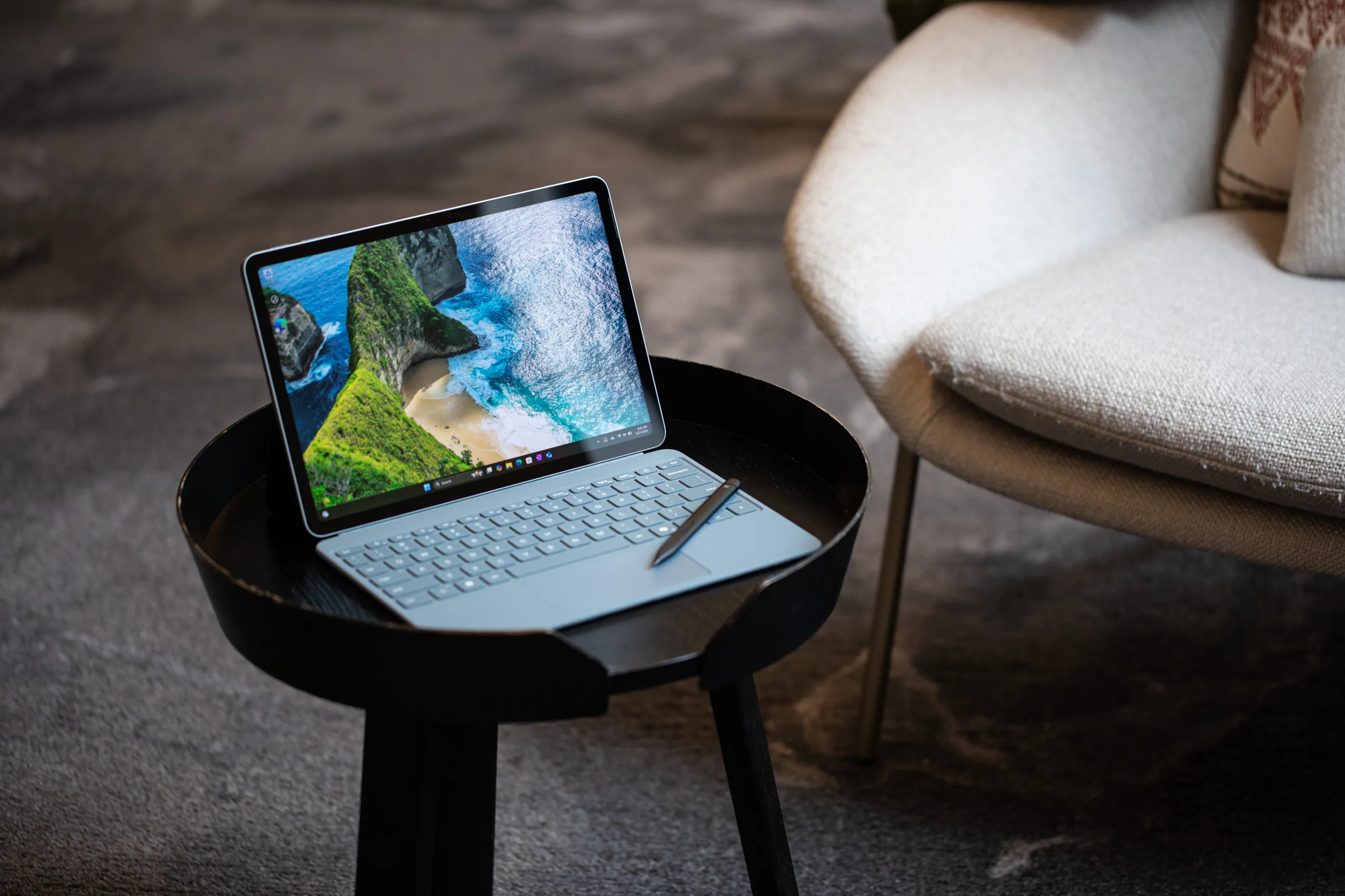 Review Recalls Surface Studio as a Favorite Microsoft Device