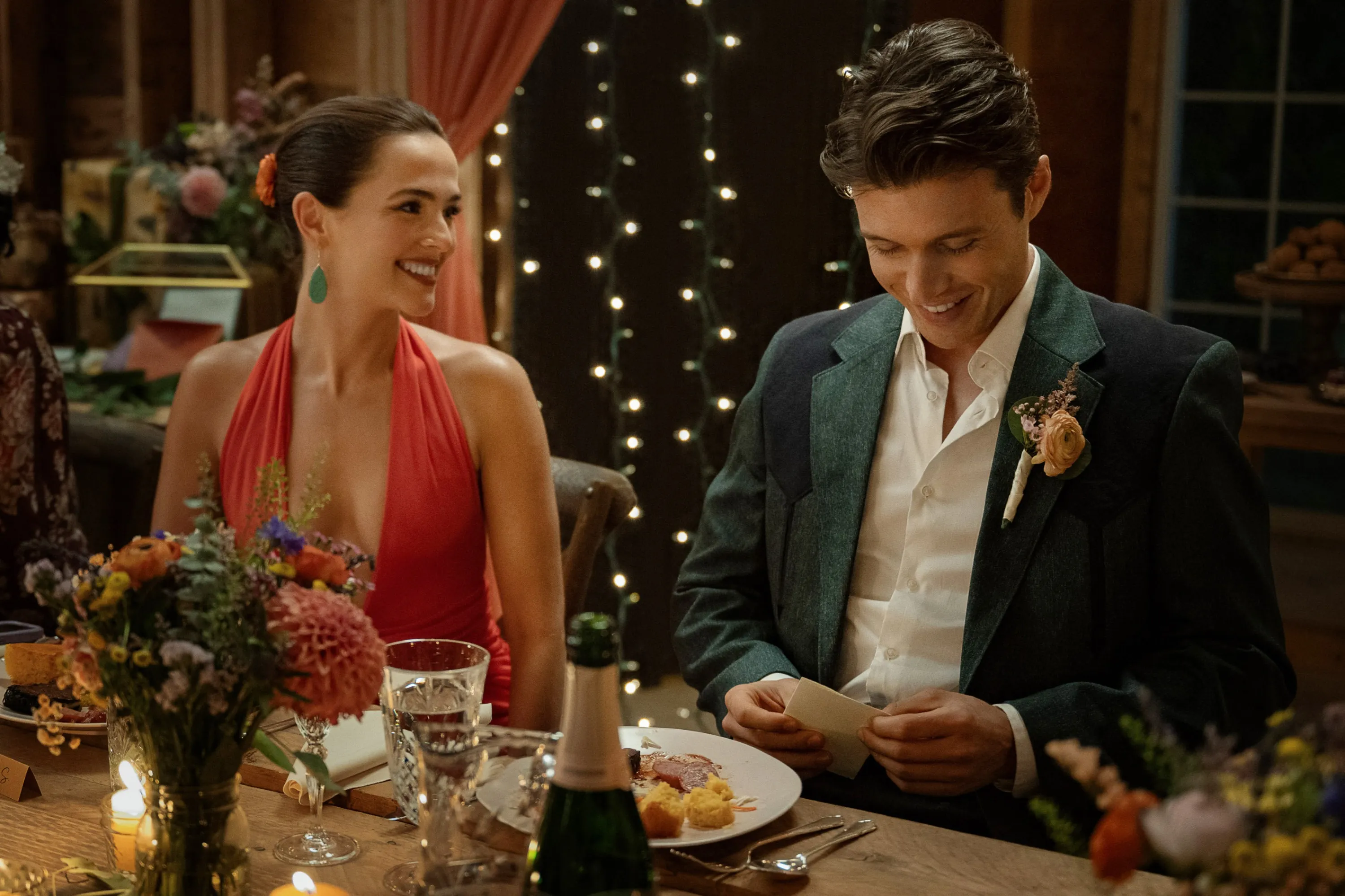 Reseña: ‘Voicemails for Isabelle’ intenta ser una comedia romántica