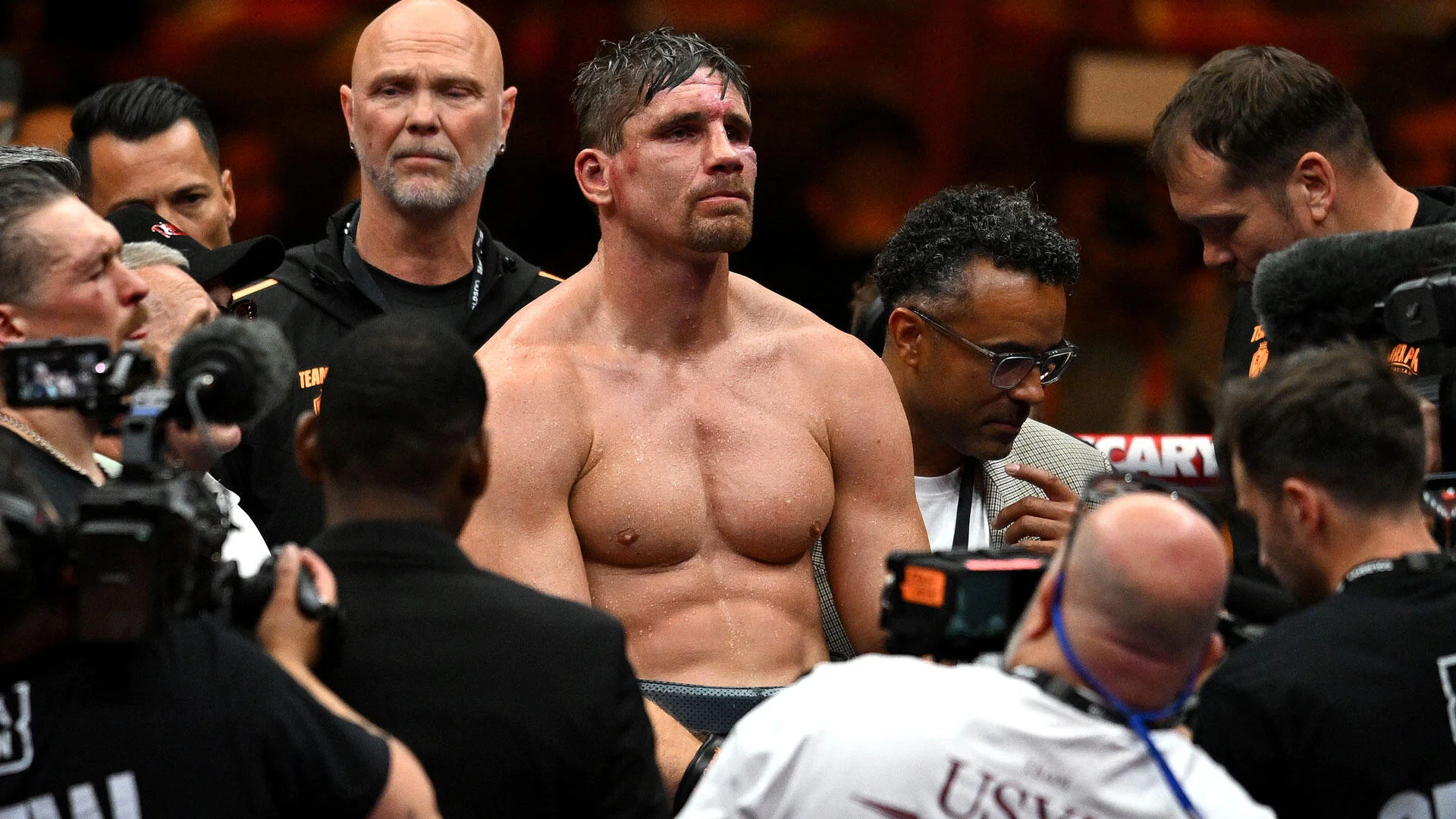 Rico Verhoeven Questions 'Fishy' Officiating in Oleksandr Usyk Fight