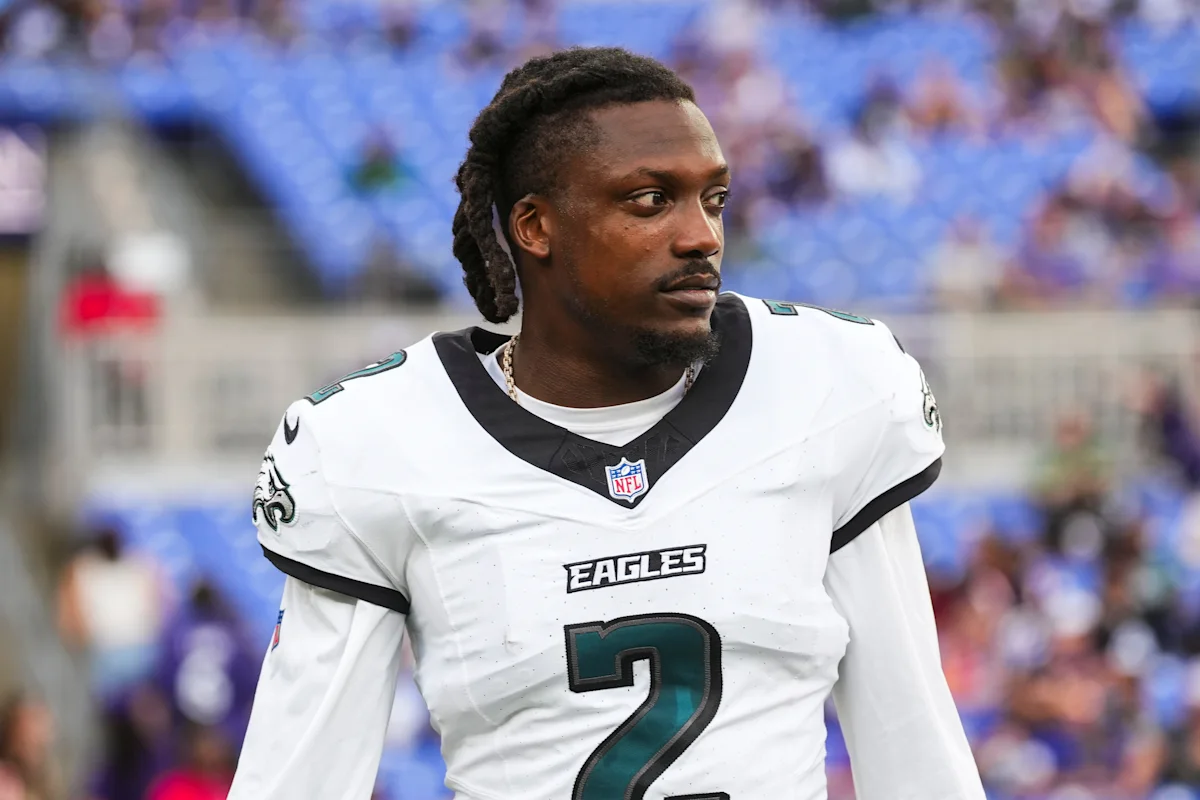 Riq Woolen Shines in Eagles Debut