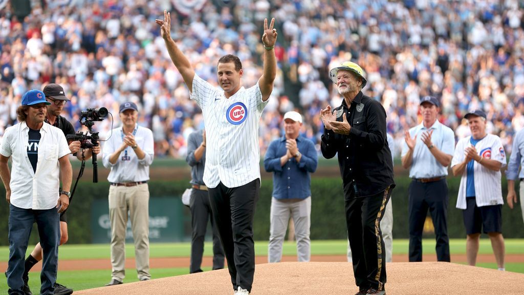 Rizzo Catches Busch Home Run in Bleachers