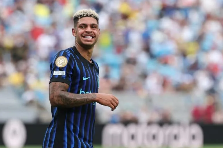 Acuerdo por Henrique entre Roma e Inter estancado por las tarifas