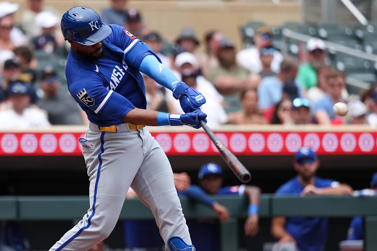 Bobby Witt Jr. की घुटने की चोट के बावजूद Royals ने Twins को 6-5 से हराया