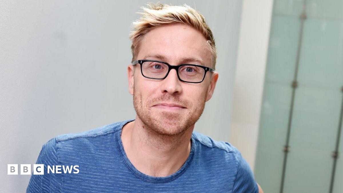 Russell Howard Reveals Son’s Death, Launches Foundation to Support Bereaved Families