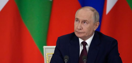 Russische Bürger ziehen Milliarden von ihren Konten ab