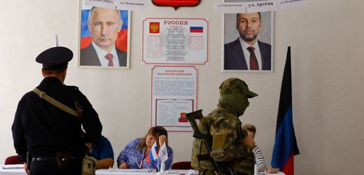 Russische Parlamentswahl: Kremlpartei "Geeintes Russland" wird laut Prognosen Wahlsieger