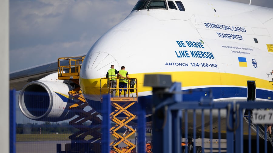 Russland greift ukrainische Hafeninfrastruktur an und löst wirtschaftliche und politische Spannungen aus