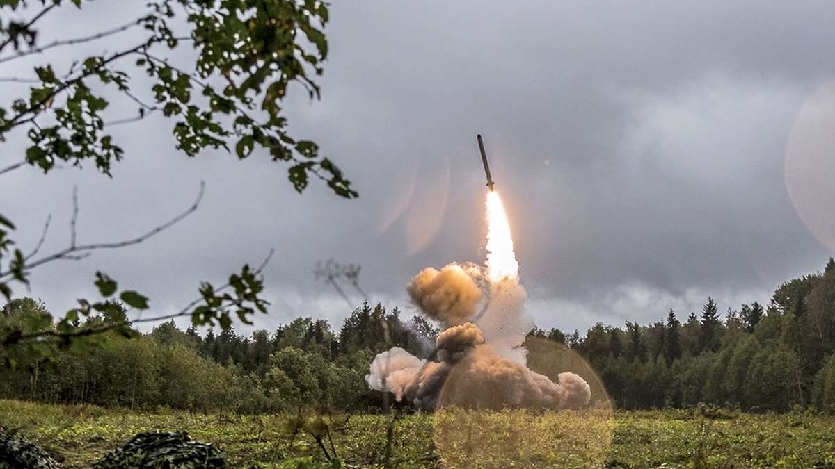 Russland testet Mobilisierungsfähigkeit und verstärkt Drohungen gegen Ukraine-Unterstützer