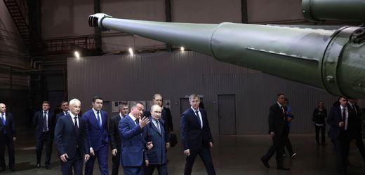 Russlands Rüstungsausgaben steigen trotz Kriegskosten und Vorwürfen der Einflussnahme