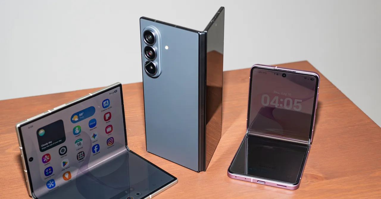 Samsung Welcomes Competition from Apple’s Folding iPhone