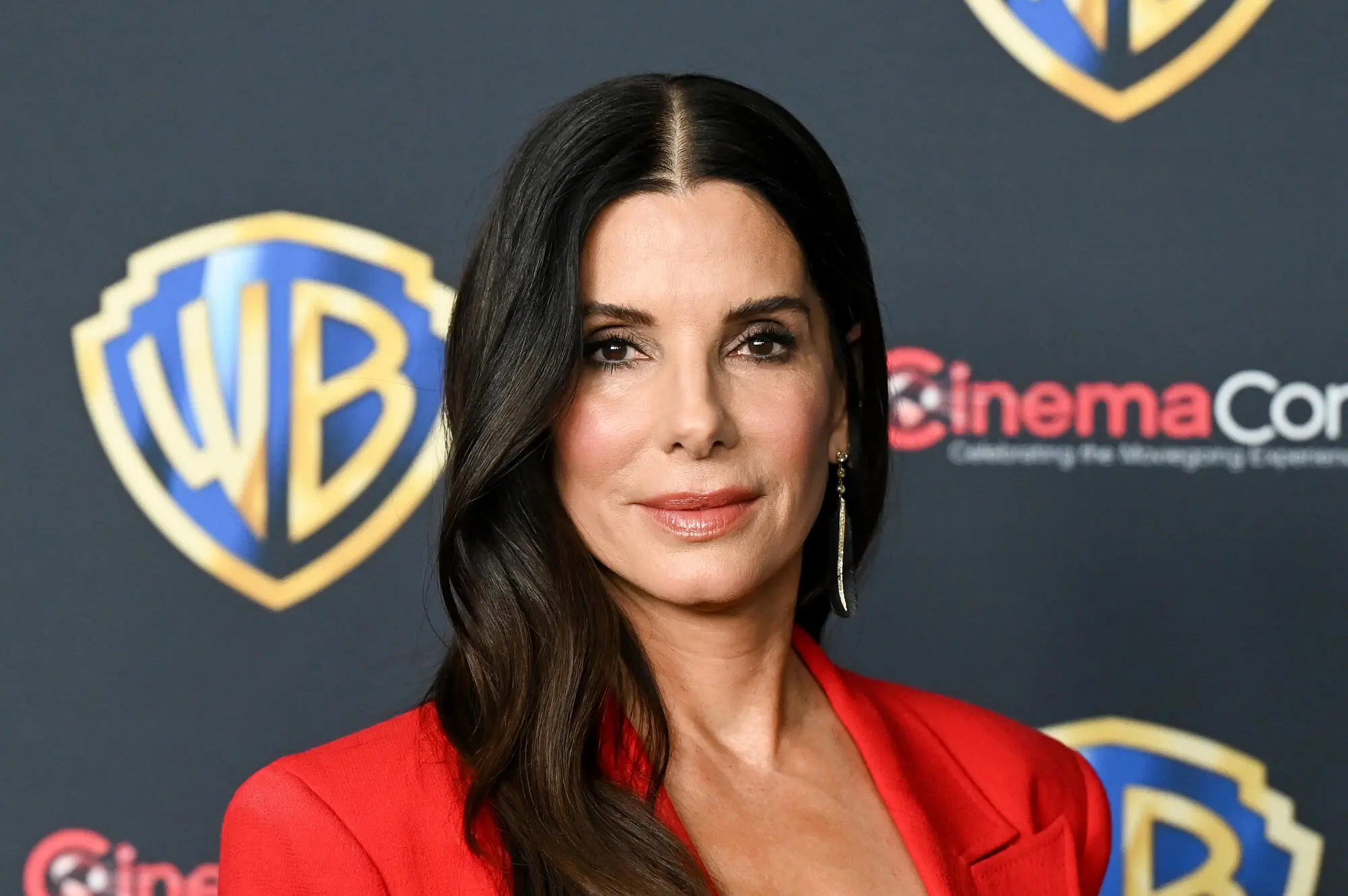Sandra Bullock Joins Social Media to Combat Scammers