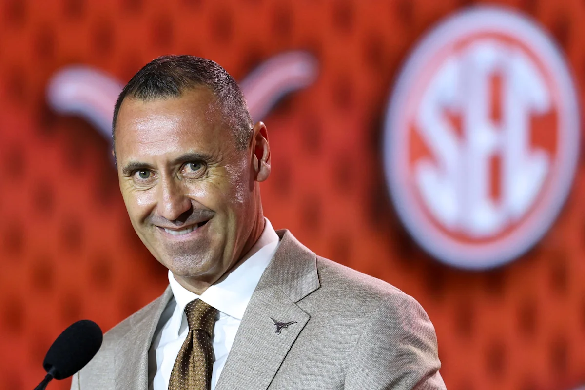 Sarkisian Compliments Ohio State Ahead of Saturday's Game