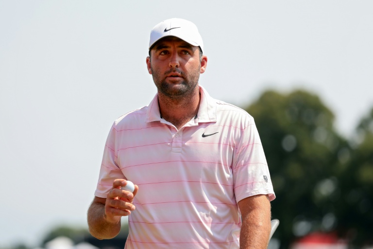 Scheffler Makes Charge at 3M Open, Trails Koivun