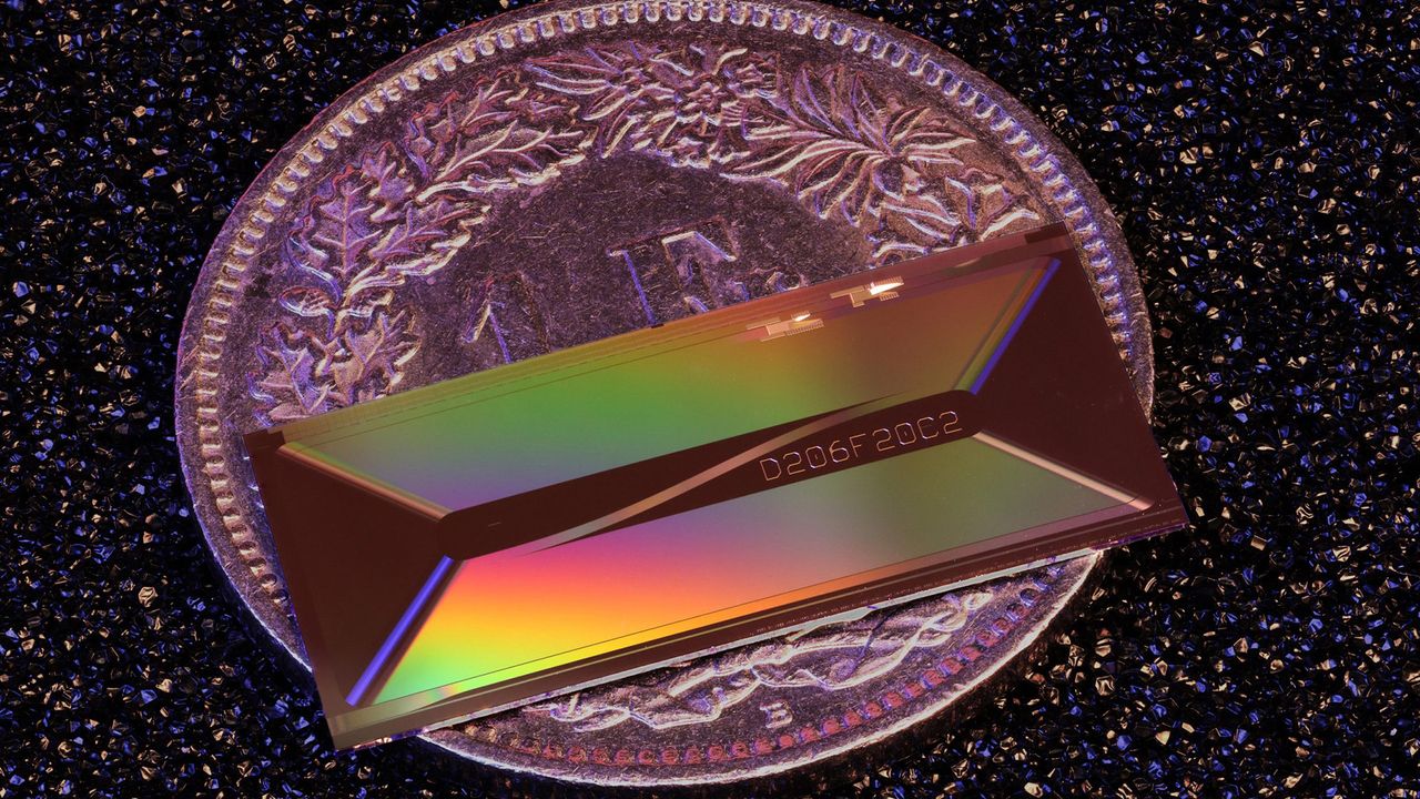 Scientists Shrink Ultrafast Lasers to Chip Size