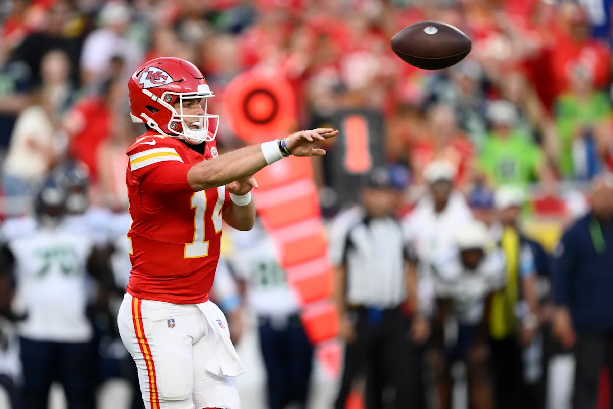 Seahawks and Chiefs Tie 9-9 in Preseason Matchup