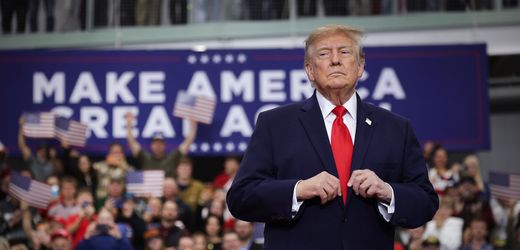 Selenskyj warnt vor Auswirkungen von Trumps Politik und fordert mehr Unterstützung für die Ukraine