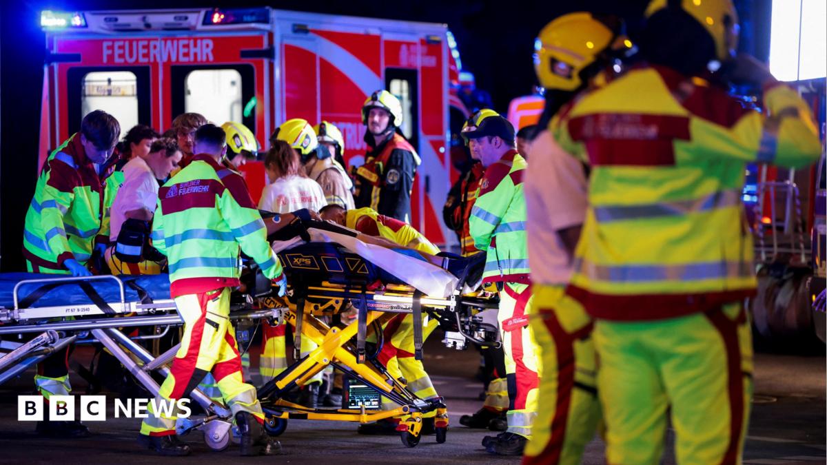 Several Injured as Vehicle Drives into Berlin Pride Parade; Manhunt Underway
