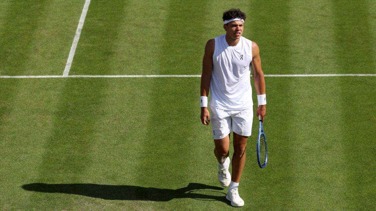 Shelton Upset in First Round at Wimbledon