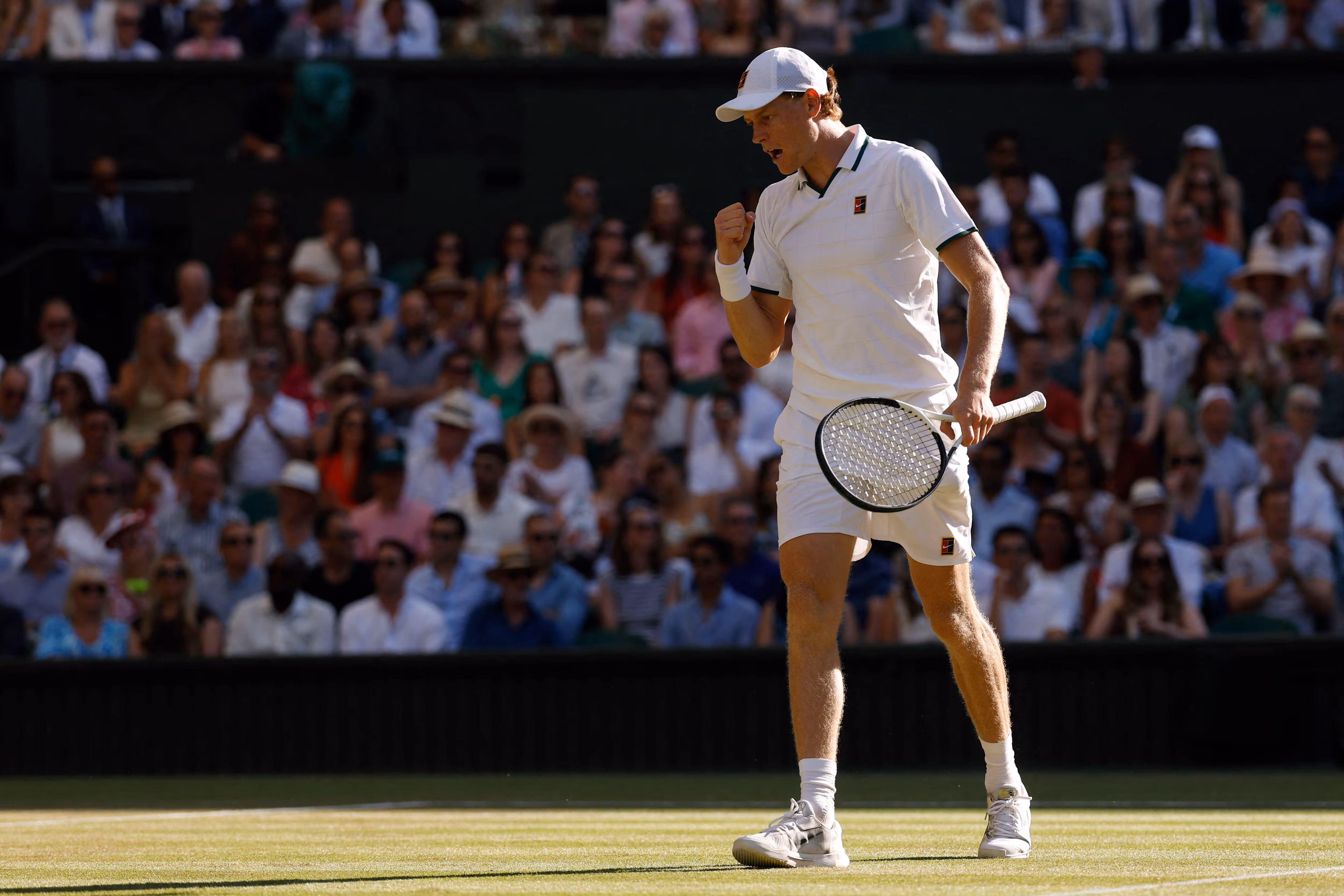Sinner conquista su segundo Wimbledon consecutivo al derrotar a Zverev en cuatro sets