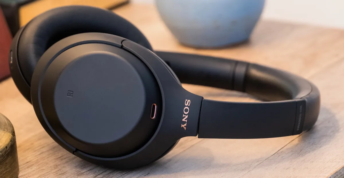 Sony Podría Lanzar Auriculares WH-1000XM4 Más Económicos