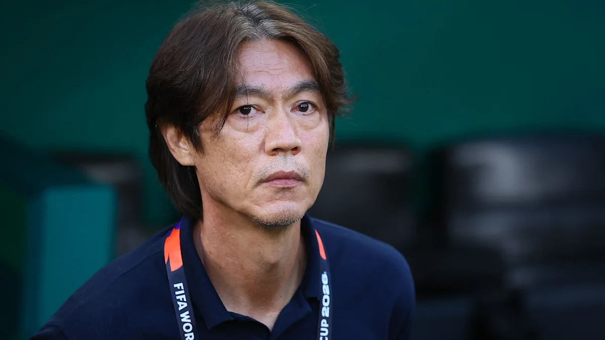 South Korea Football Coach Resigns Following Presidential Call for Investigation into World Cup Performance