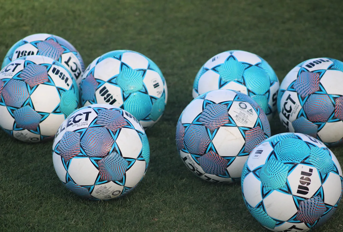Sporting Jax Draws After Late Collapse