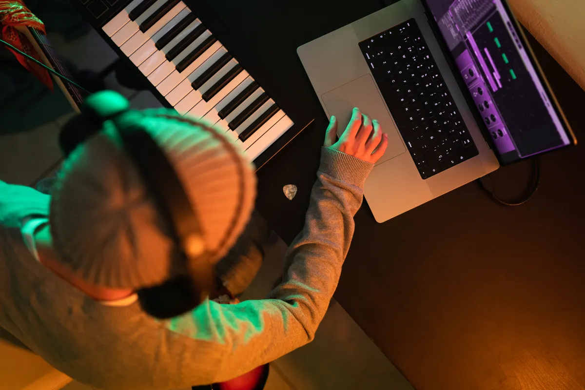 Stability AI veröffentlicht neues Audiomodell, das sechsminütige Songs erstellt