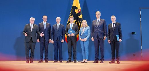 Steinmeier ernennt neue CDU-Minister und weist auf Reformbedarf hin