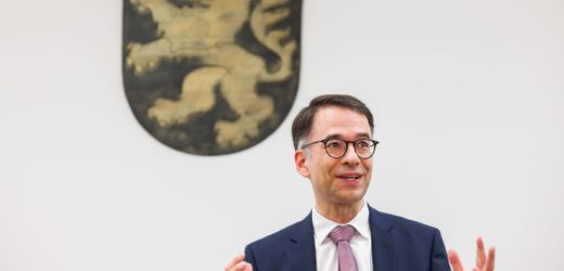 Streit über AfD-Verbotsverfahren: Justizminister warnt vor Befangenheit