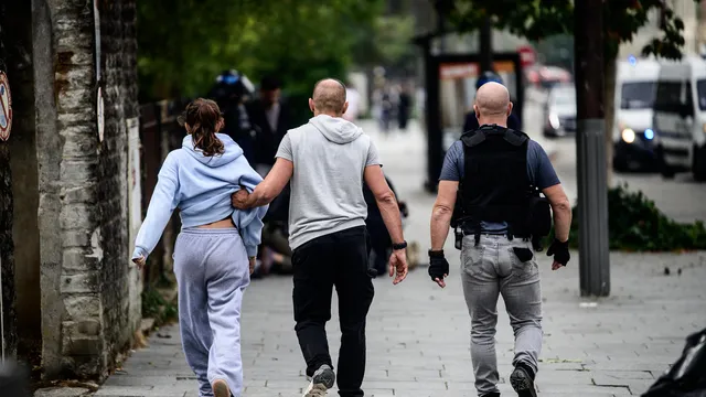 Tausende Festnahmen bei Schülerprotesten in Frankreich, Eskalation und Kritik an Polizeigewalt