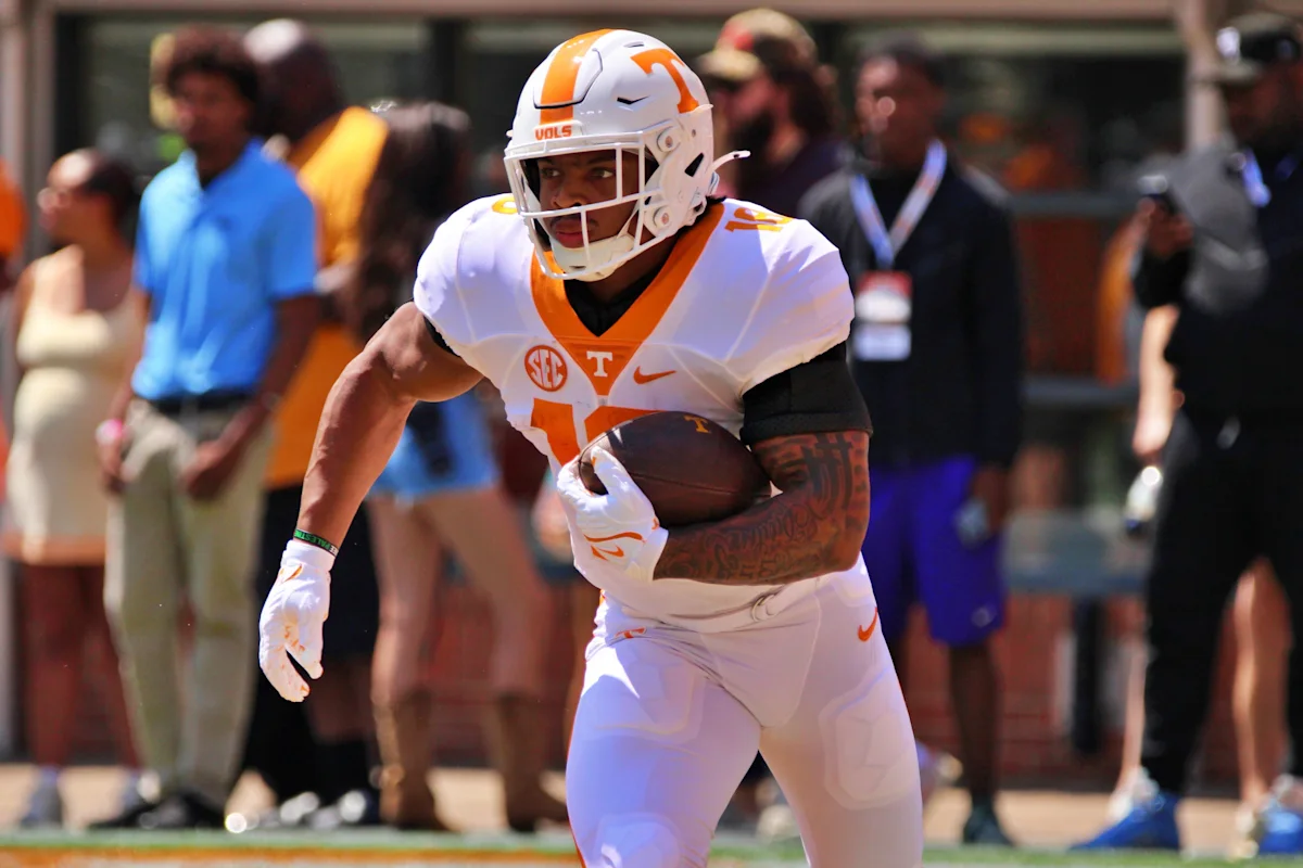Tennessee Running Back auf der Maxwell Award Watch List