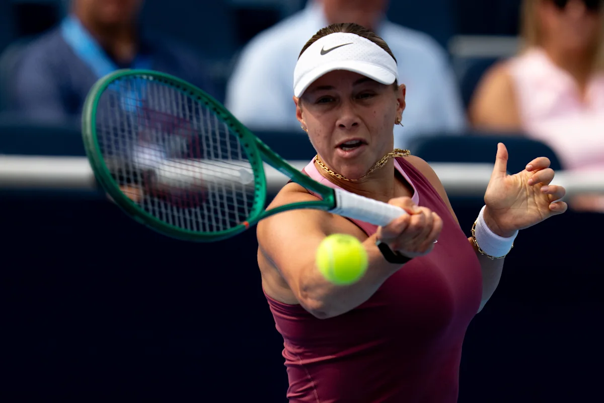Tennis Channel Analysts Question Anisimova's Drink Choice