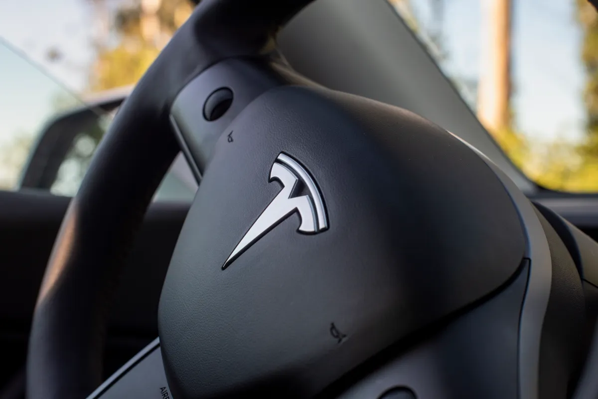 Tesla Full Self-Driving Software Expands Into Lithuania