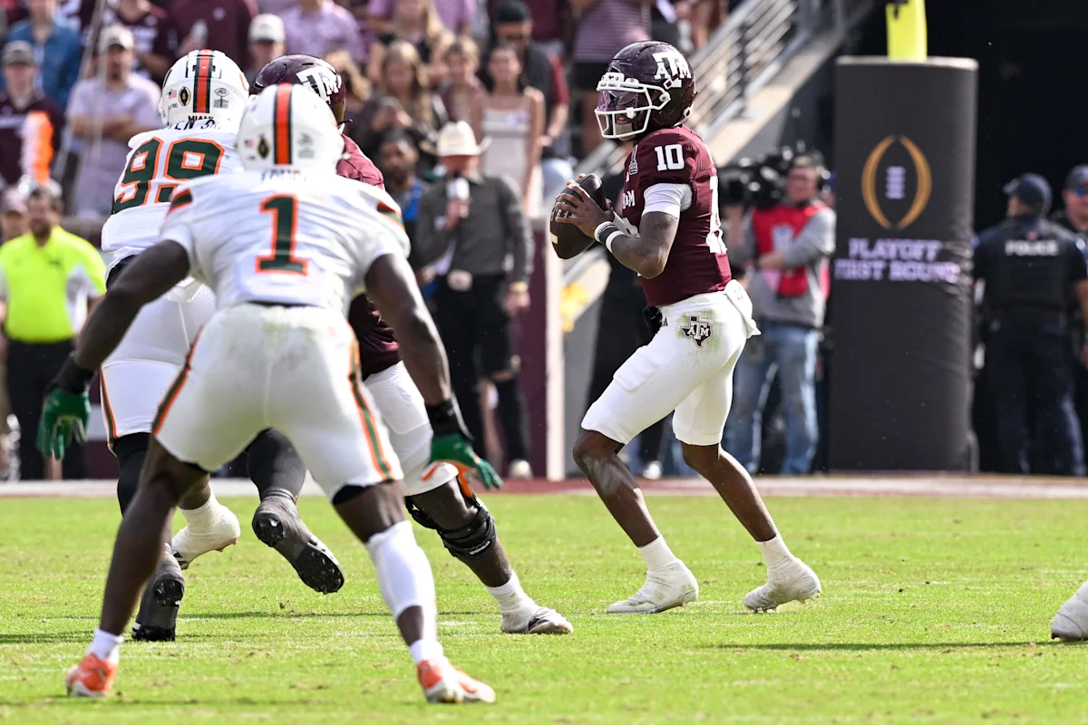 Texas A&M QB Marcel Reed Ranked Top 10 in QBR