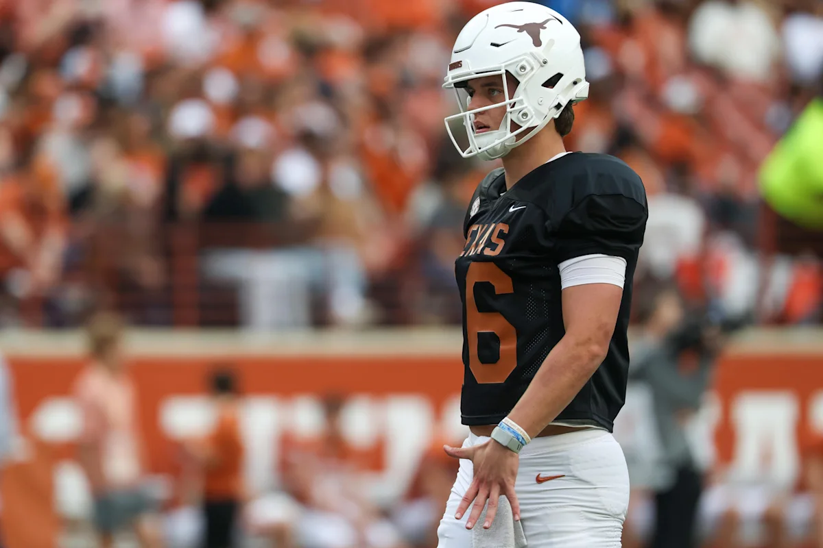 Texas QB Arch Manning on Golden Arm Award Watch List