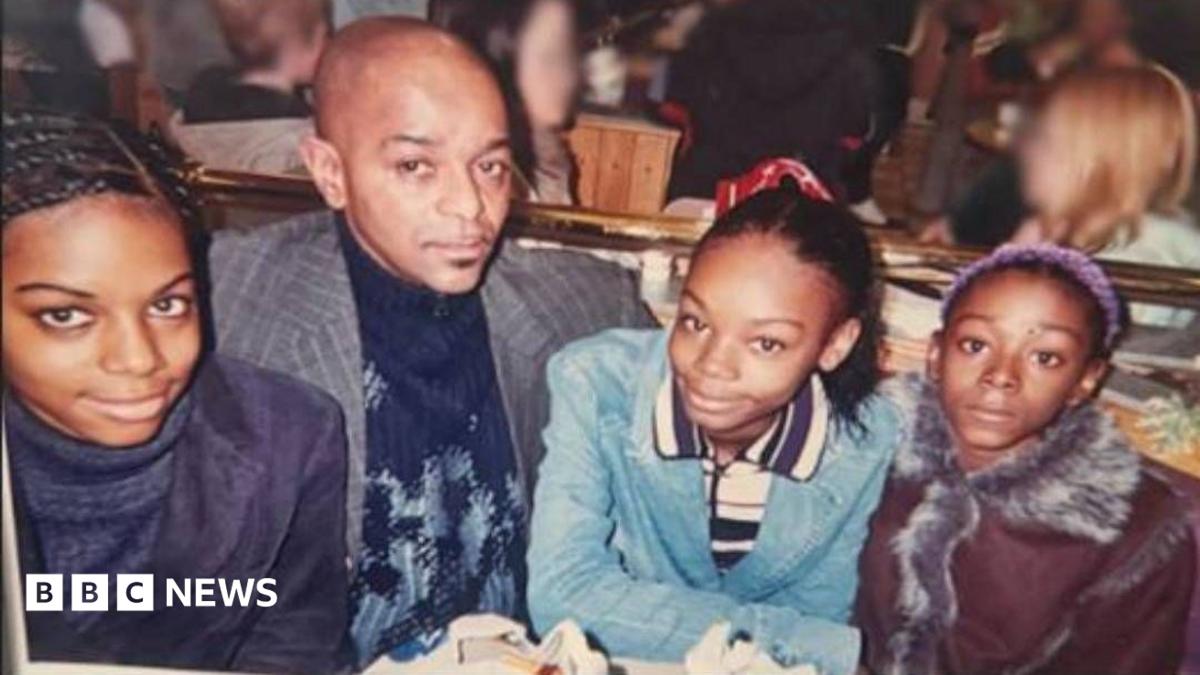 Three Sisters Drowned Off Brighton Beach Died by Suicide, Inquest Finds