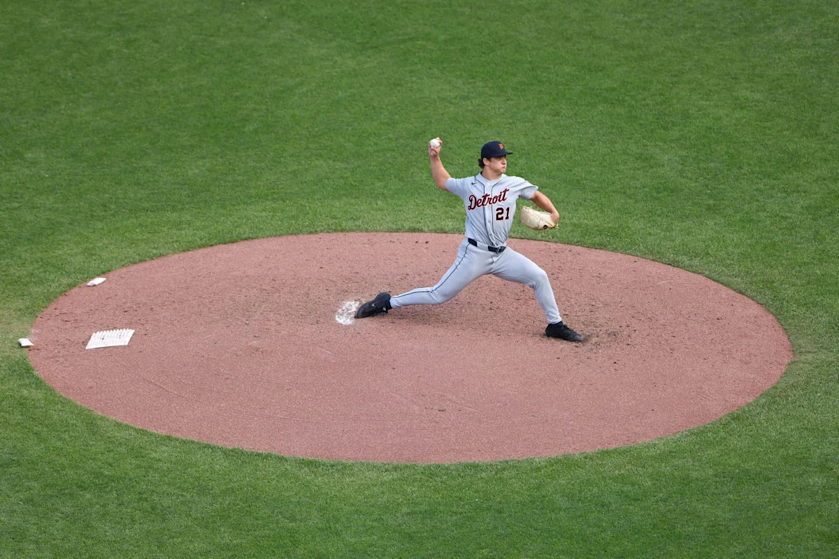 Tigers Shut Out Giants in Jobe's Debut