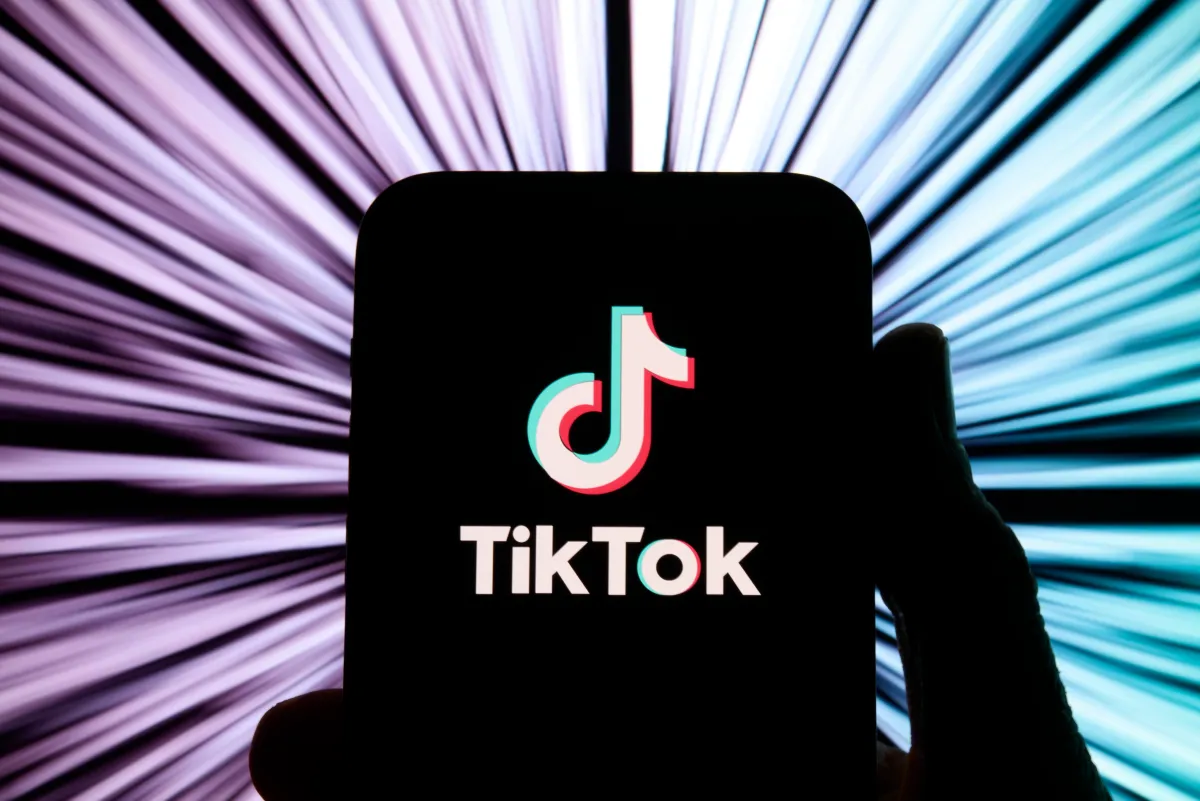 TikTok Explora Añadir Pagos a los Mensajes Directos