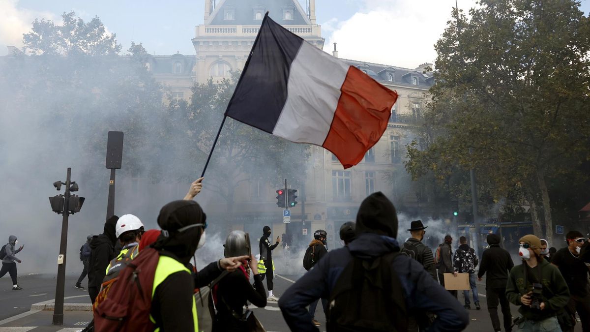 Toques de queda parciales en varias ciudades francesas tras disturbios