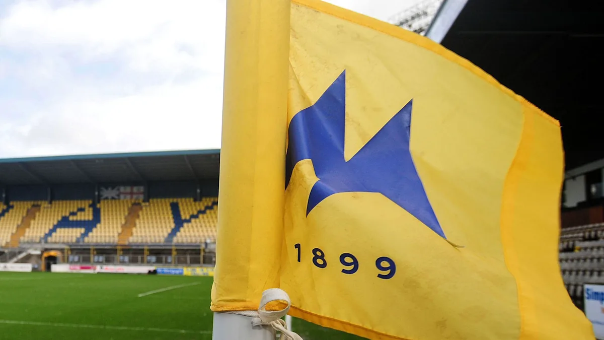 Torquay United Signs Defender Tyler Hill for National League South Campaign