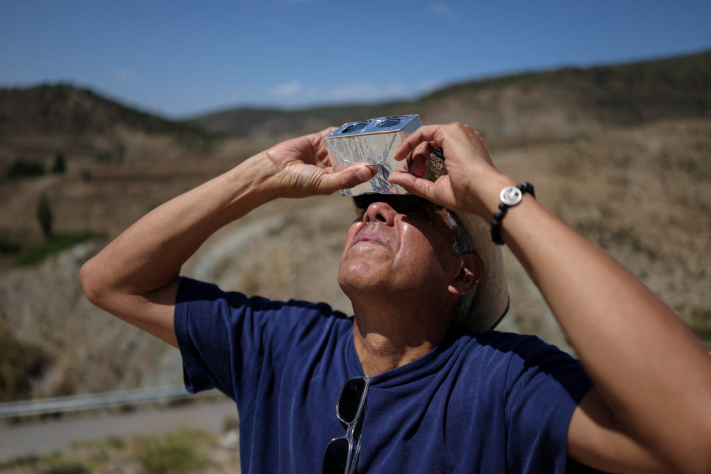 Total Solar Eclipse Visible Across Spain, Iceland Draws Millions of Viewers
